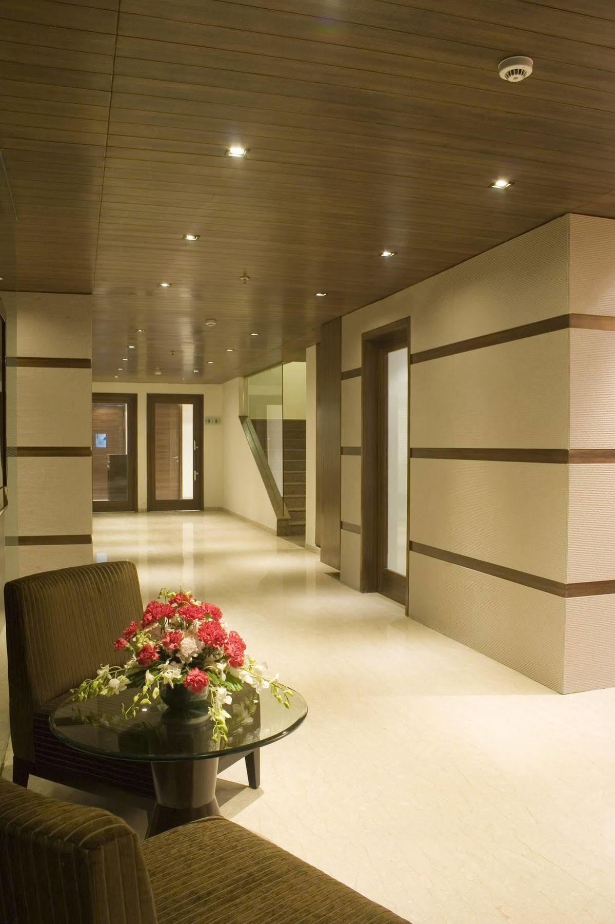 Shervani Nehru Place New Delhi Bagian luar foto